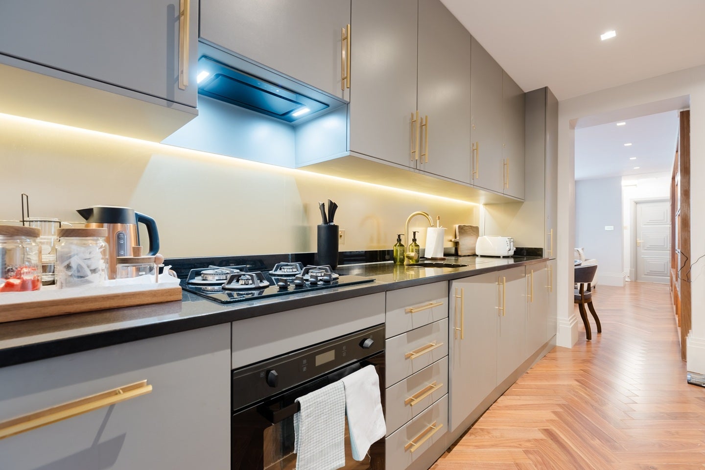 Flat Palace Gardens Terrace in Greater London