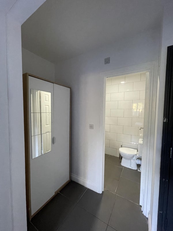 Room Westmorland Road in Coventry