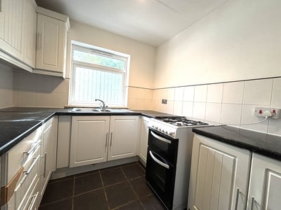 Flat Sherwood Walk in Birmingham