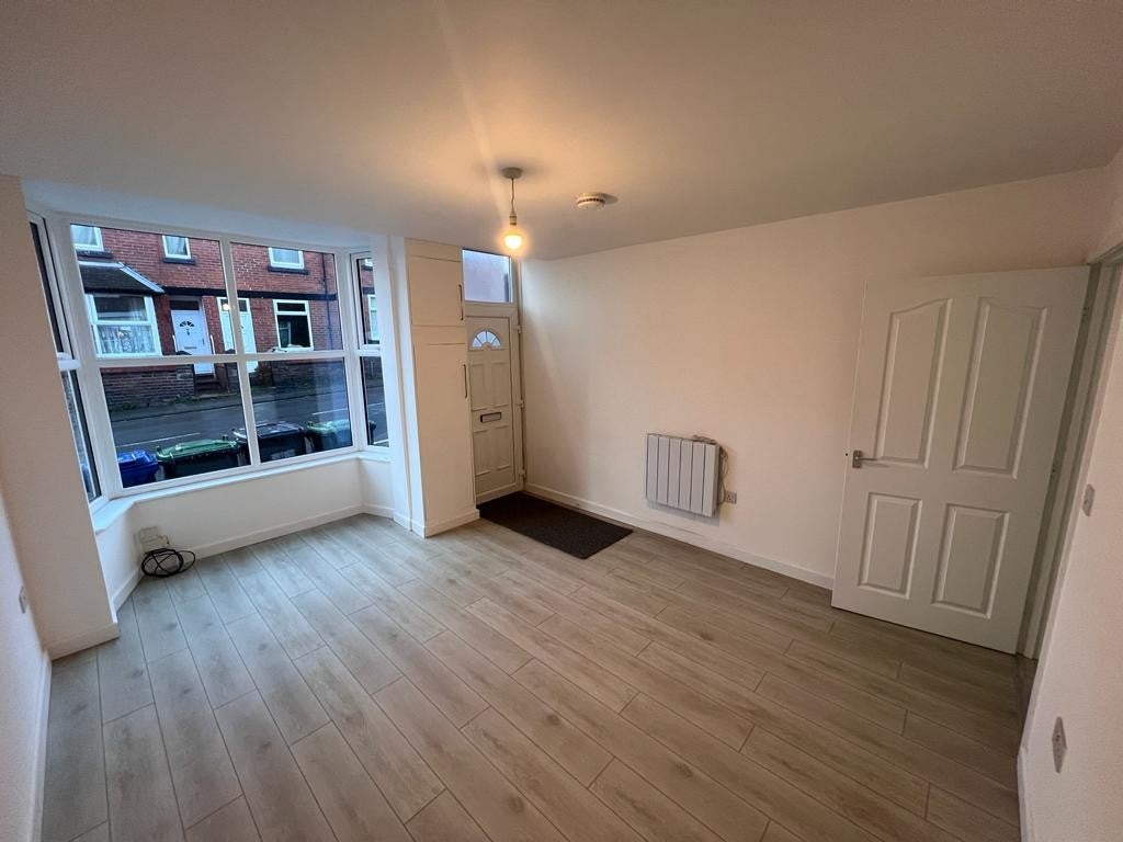 Flat Watlands View in Newcastle-under-Lyme
