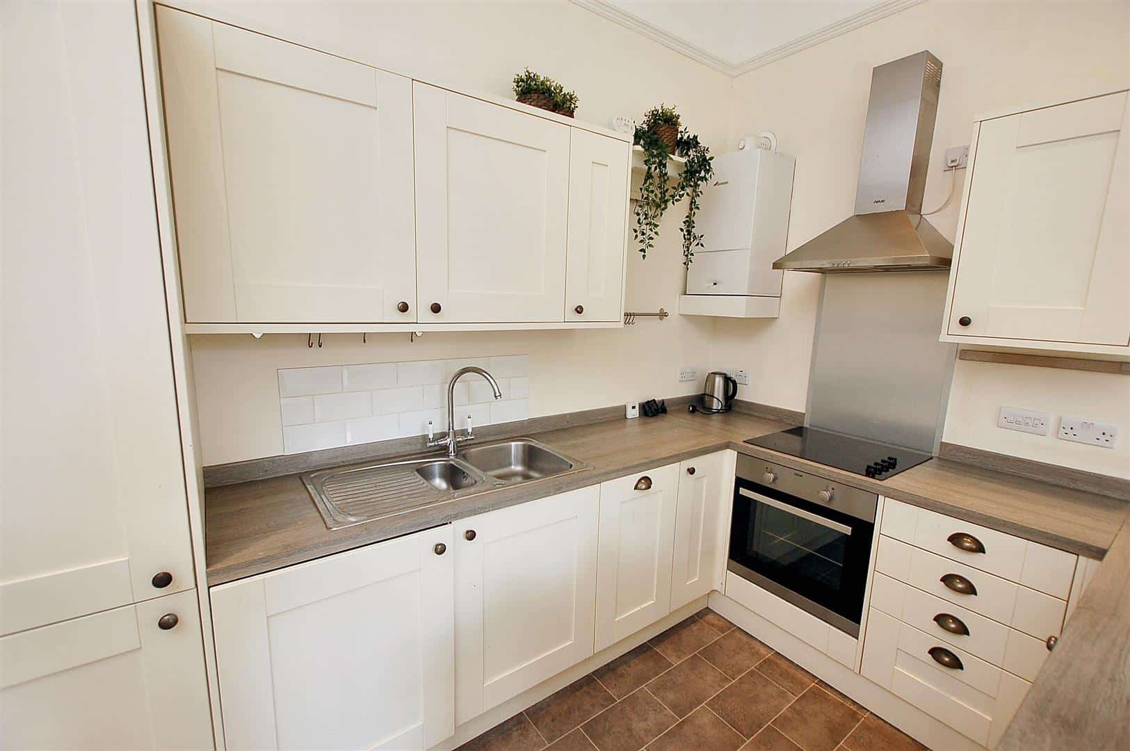 Flat Broadwater Down in Tunbridge Wells