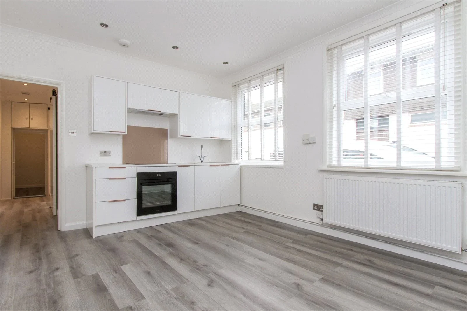 Flat Milton Road in Brighton