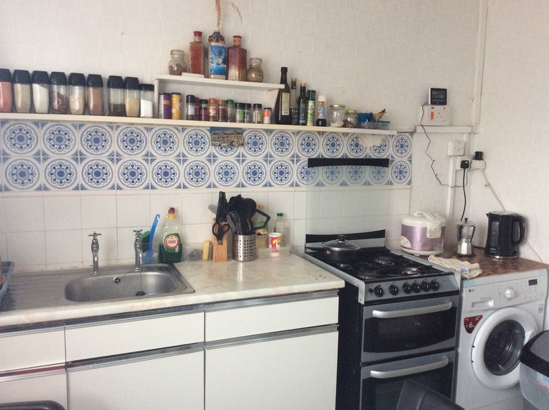 Flat Bakers Hill in Greater London