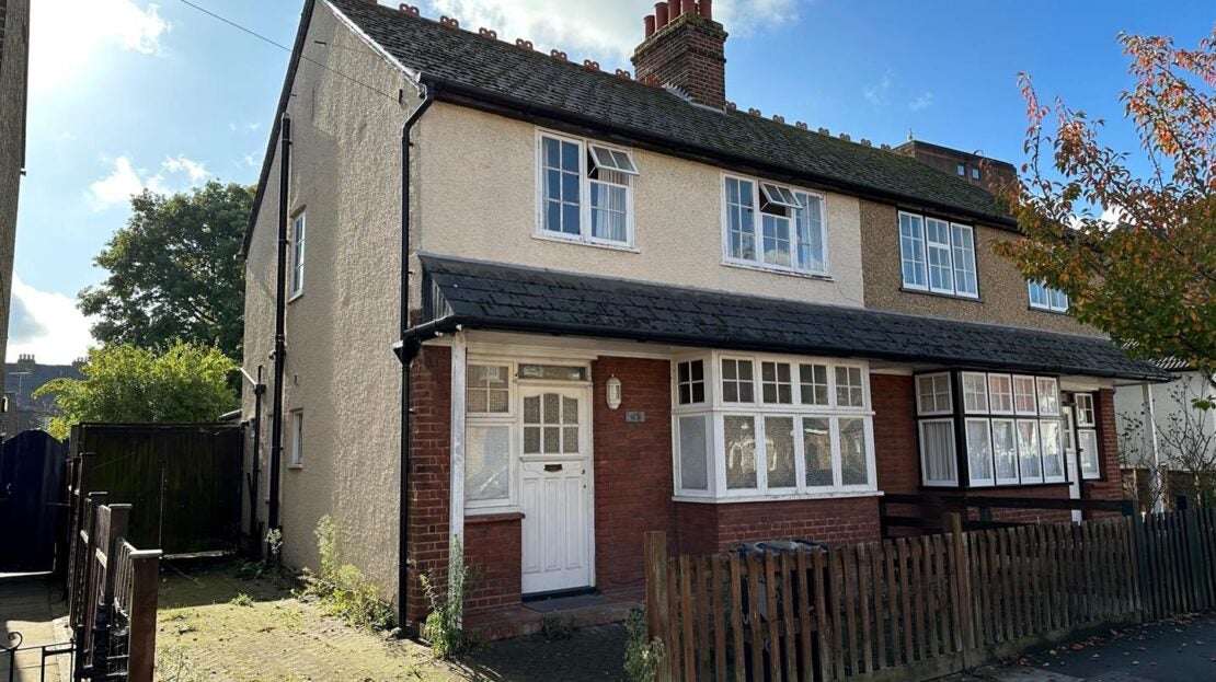 Room Walford Road in Greater London