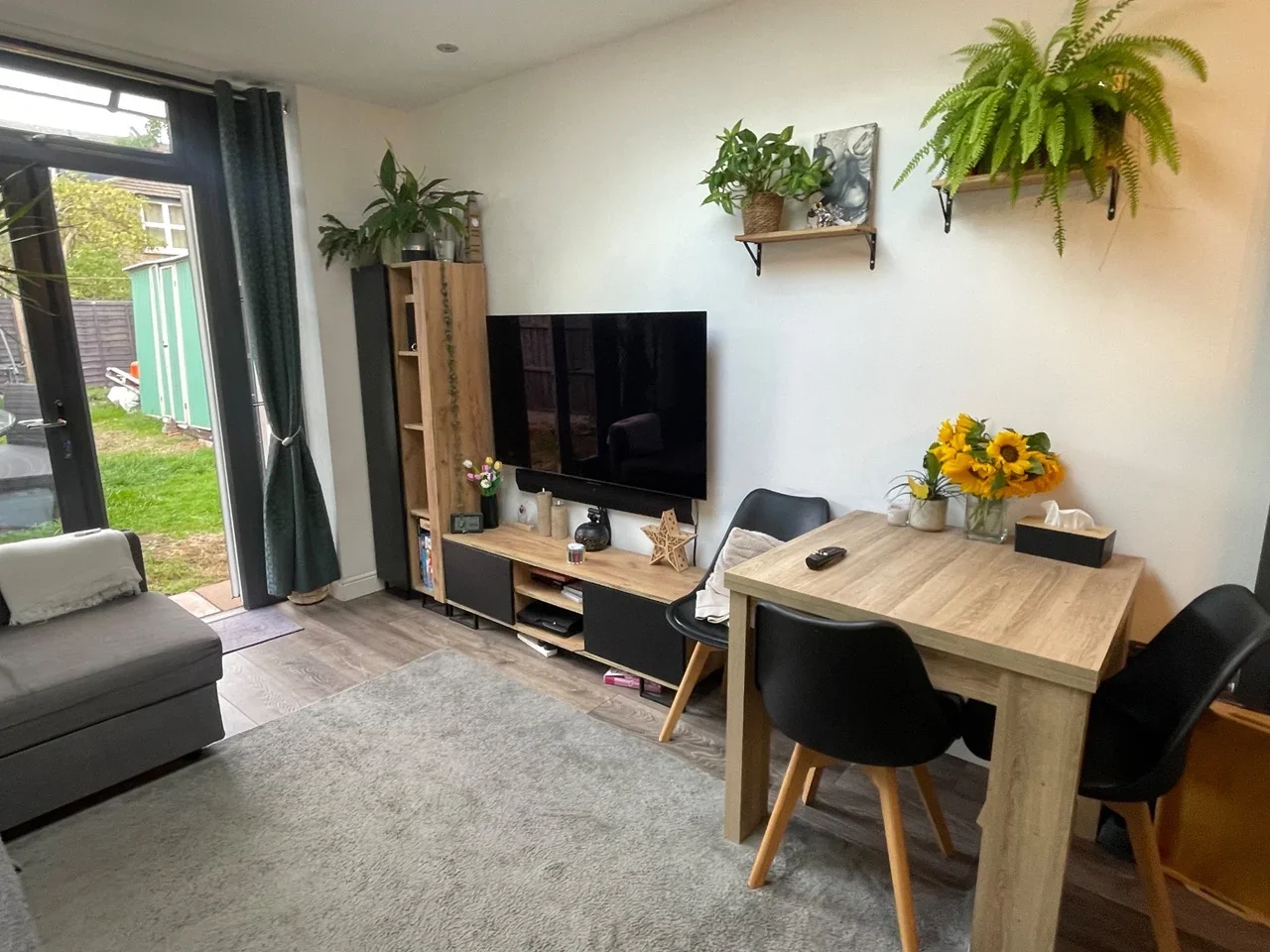 Flat Sangley Road in Greater London