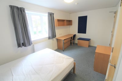 Room Bells Place in Peterborough