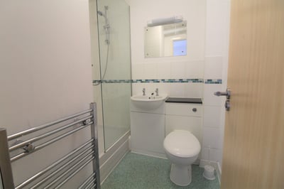 Room Bells Place in Peterborough