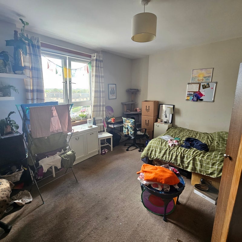 Flat Raploch Avenue in Glasgow