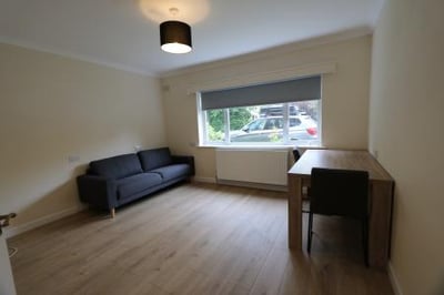 Flat Upper Holly Walk in Royal Leamington Spa