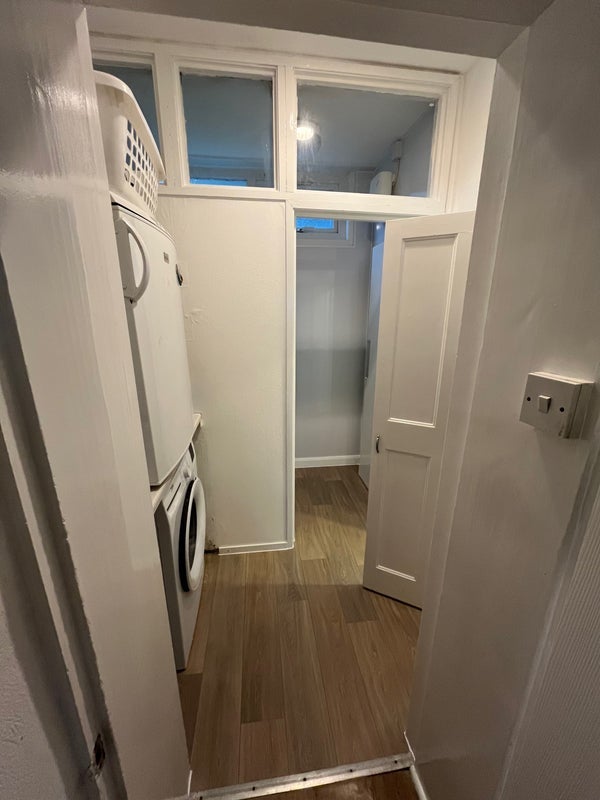Room Brecknock Road in Greater London