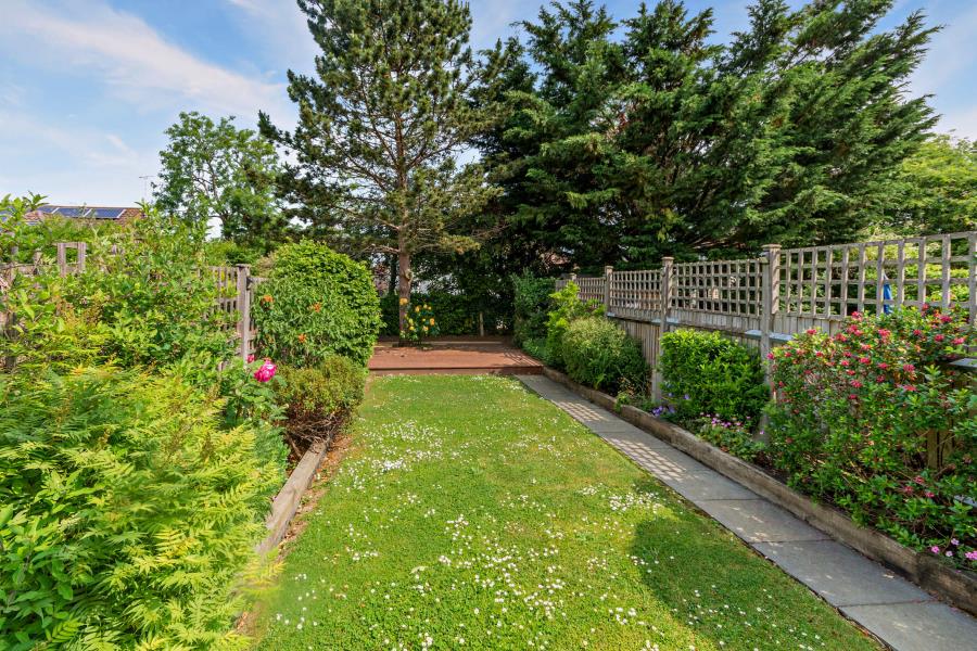 House Ellement Close in Greater London