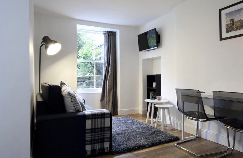 Flat Wellington Street in City of Edinburgh