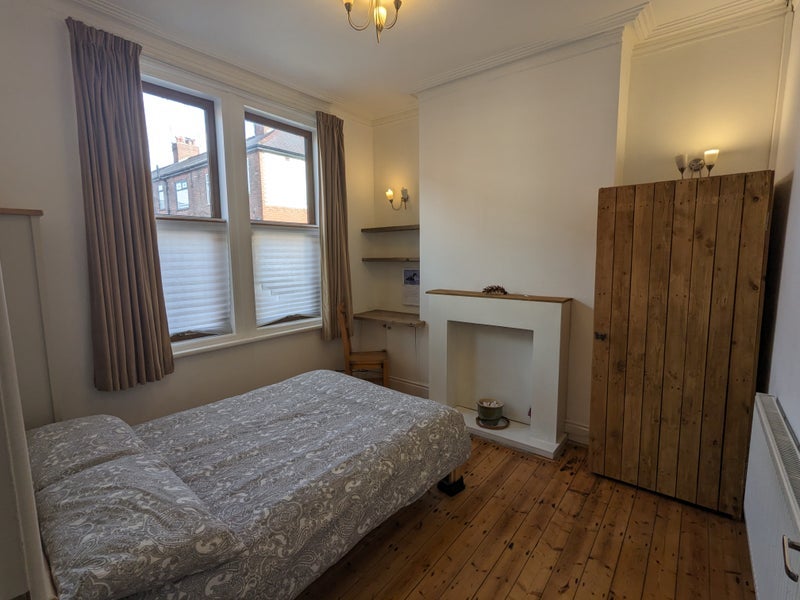 Room Roebuck Street in Preston