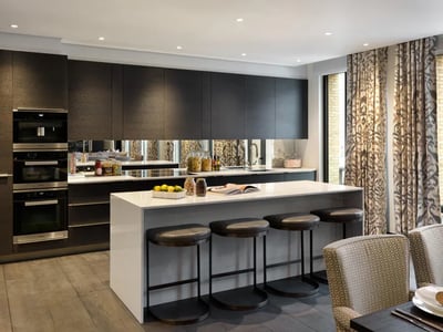 Flat Cheval Place in Greater London