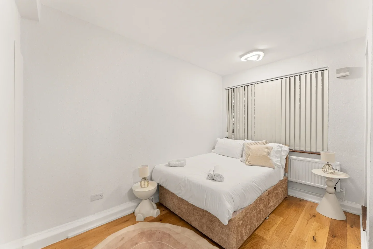 Flat Birkenhead Street in Greater London