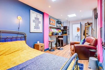 Room St. James Gardens in Southend-on-Sea
