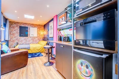 Room St. James Gardens in Southend-on-Sea