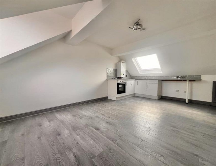 Flat Langdale Avenue in Manchester