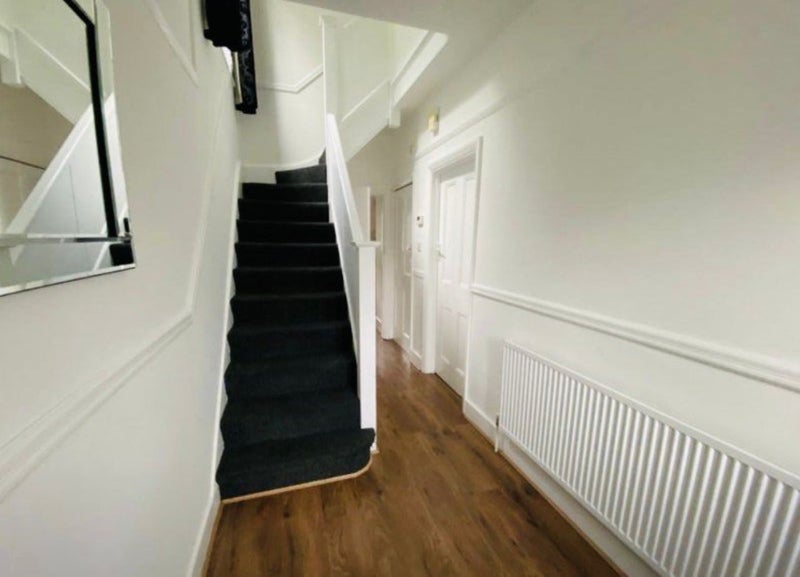Room Tunnel Avenue in Greater London