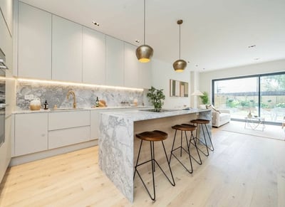 Flat Gordon Road in Greater London