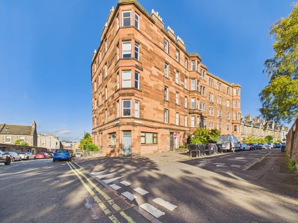 Flat Jessfield Terrace in City of Edinburgh