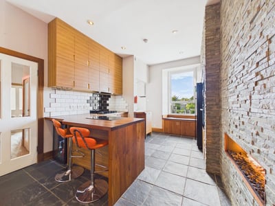 Flat Jessfield Terrace in City of Edinburgh