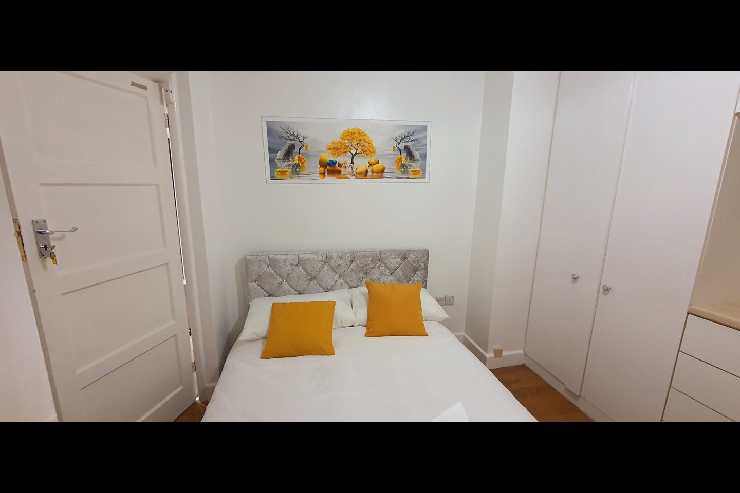 Room Prestwick Road in Three Rivers