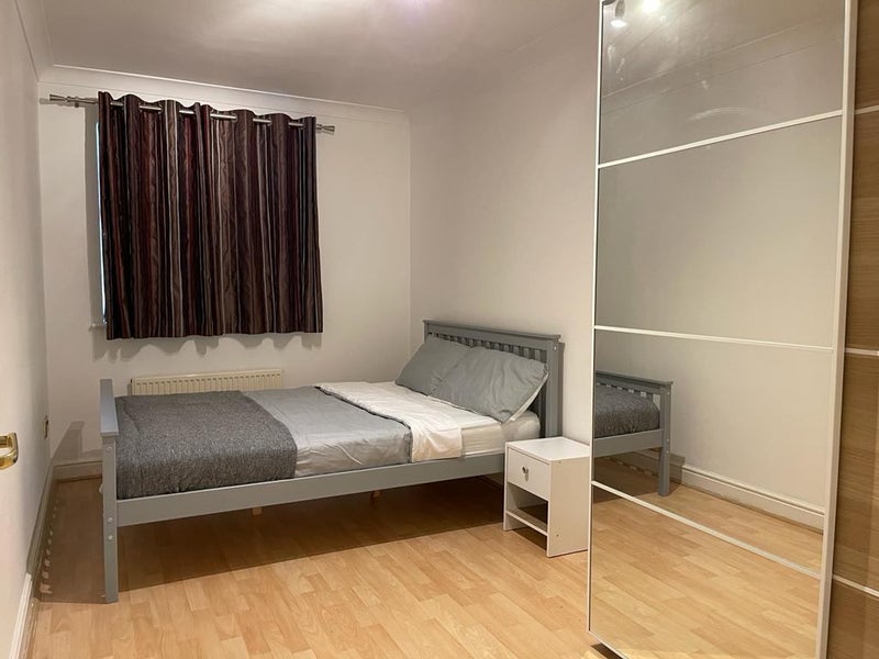 Room Elizabeth Fry Place in Greater London