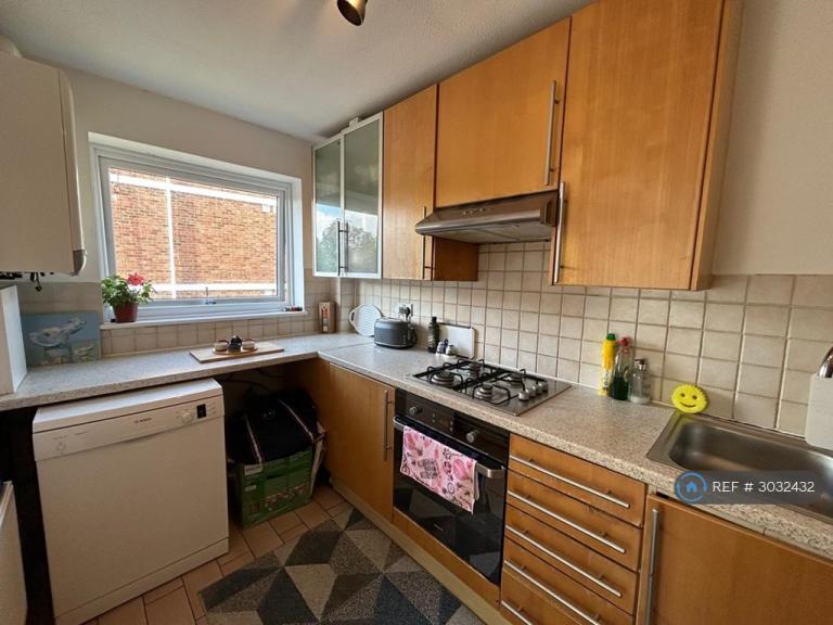 Flat Westmoreland Road in Greater London