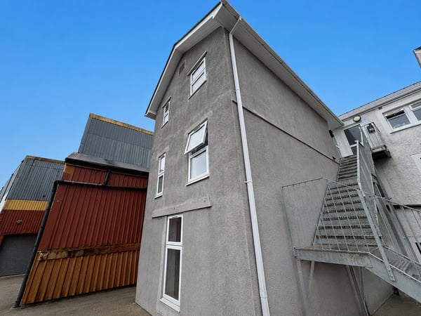 Flat Bethcar Street in Ebbw Vale