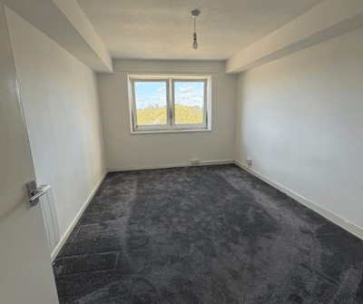 Flat Sawyers Close in Windsor