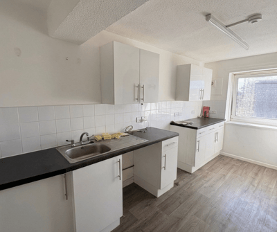 Flat Sawyers Close in Windsor