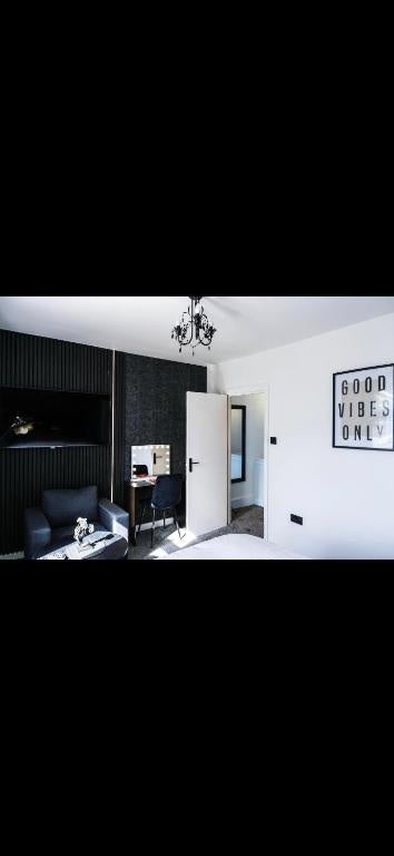 Flat Lowfield Street in Dartford