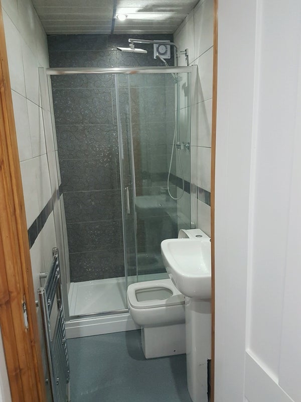 Room Darwen Street in Blackburn