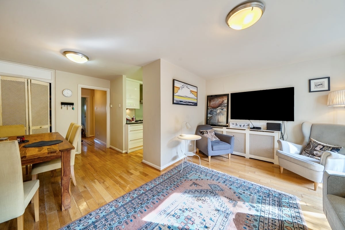 Flat Lanark Road in City of Westminster