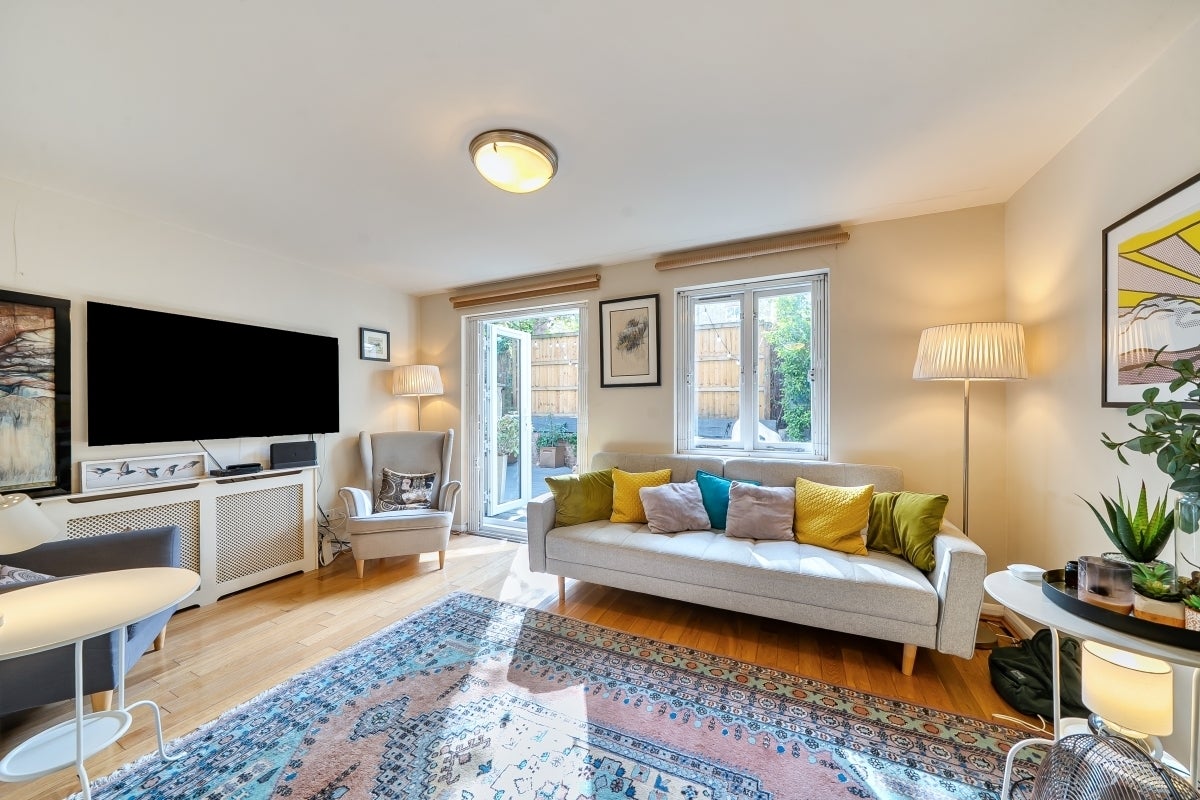 Flat Lanark Road in City of Westminster