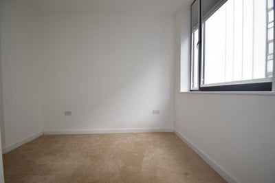 Flat Victoria Avenue in Southend-on-Sea