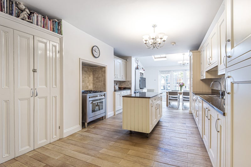 Room Sandringham Road in Greater London