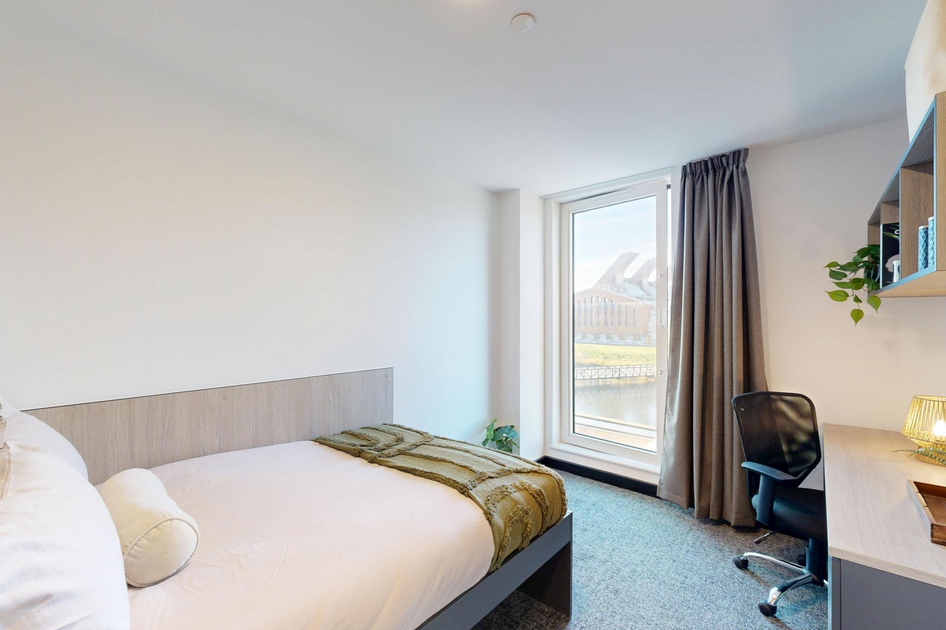 Room Radmarsh Road in Nottingham
