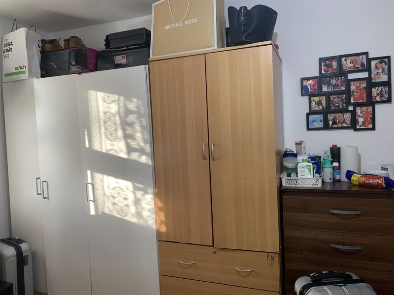 Room Savoy Close in Greater London