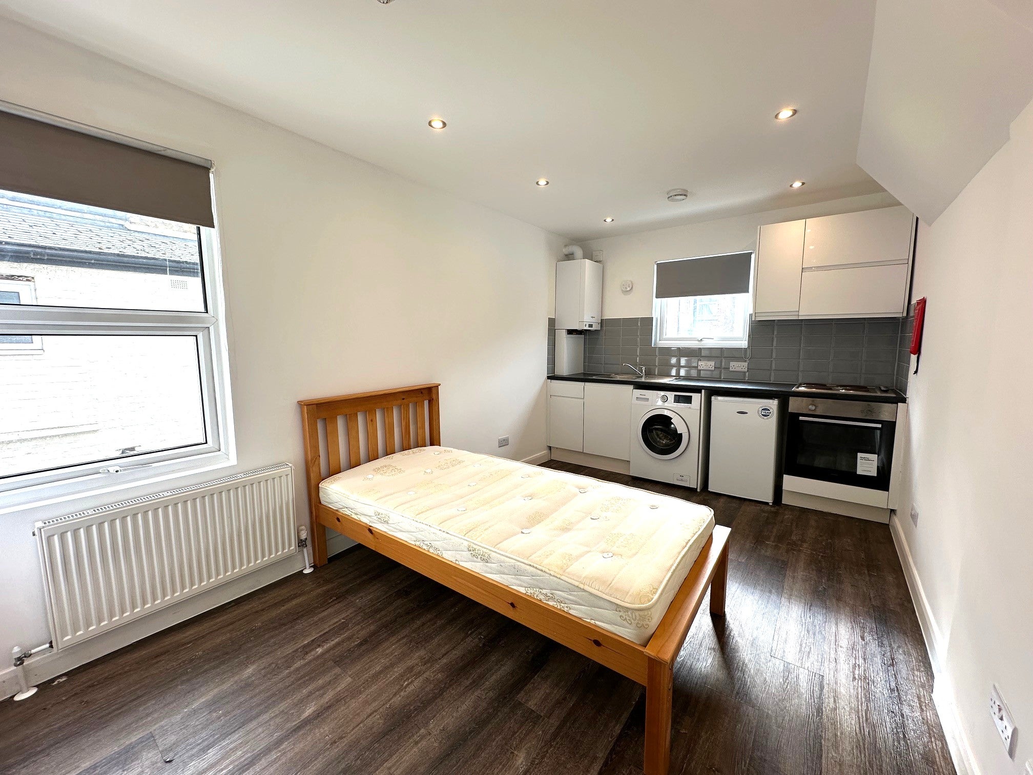 Flat Harringay Road in Greater London