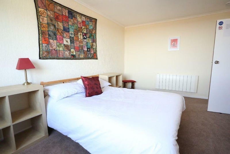Room Fernieside Avenue in City of Edinburgh
