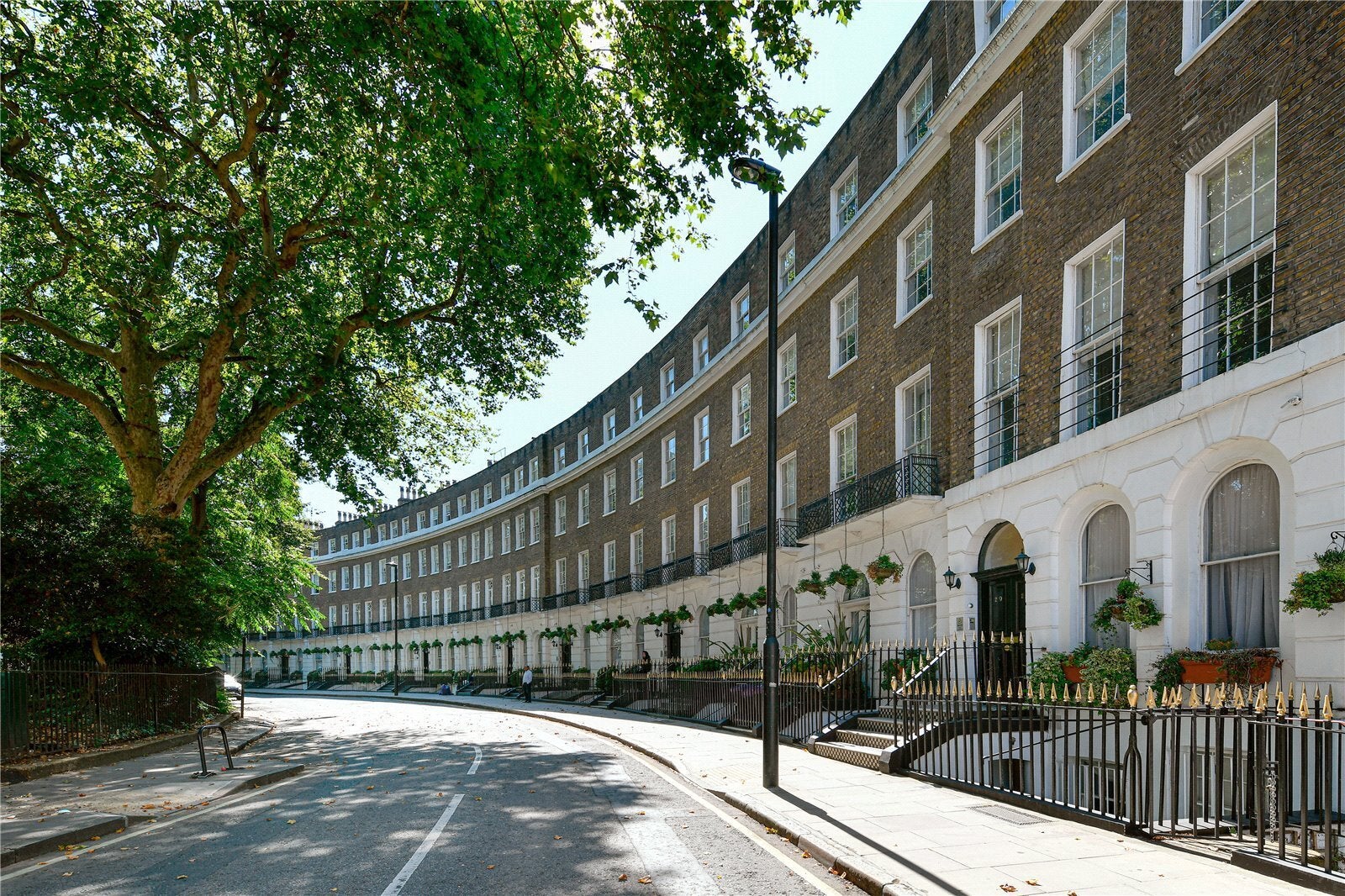 Flat Cartwright Gardens in Greater London