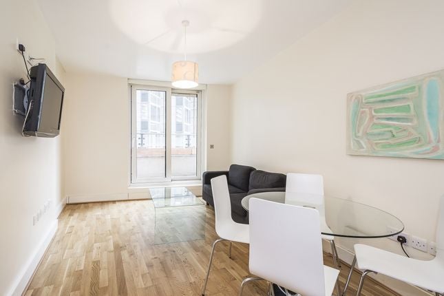 Flat Praed Street in City of Westminster