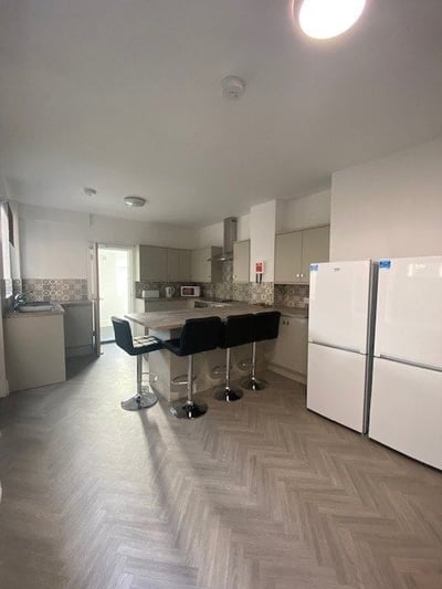 Flat Grimsby Road in Cleethorpes