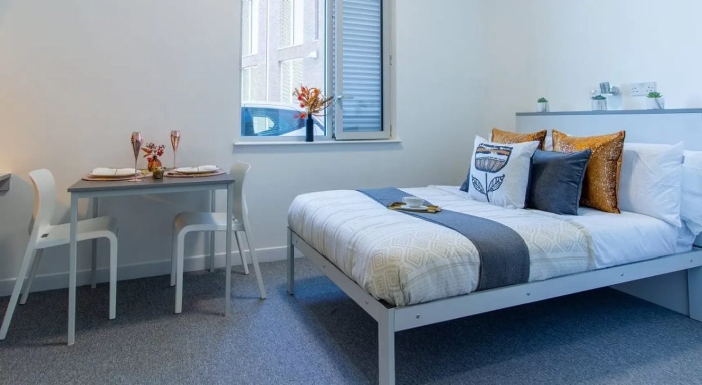 Room Althorpe Street in Royal Leamington Spa