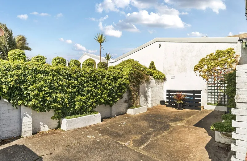 Flat Cotehele Drive in Paignton