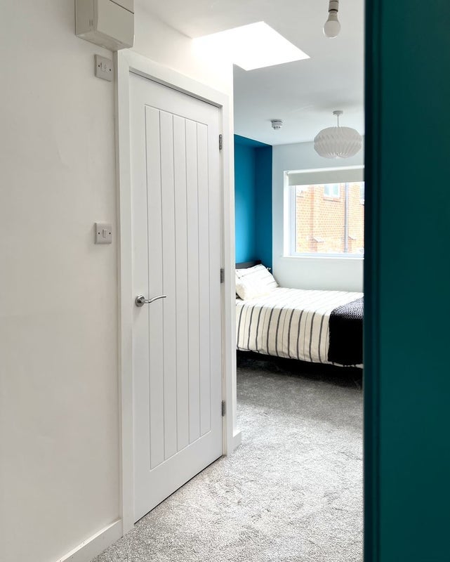 Room Cranbrook Road in Poole