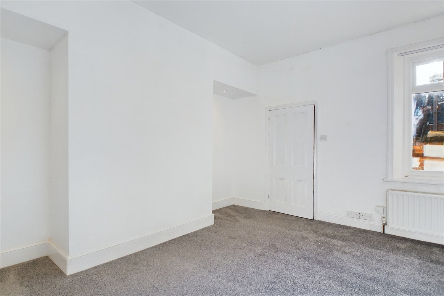 Flat Warton Terrace in Newcastle upon Tyne