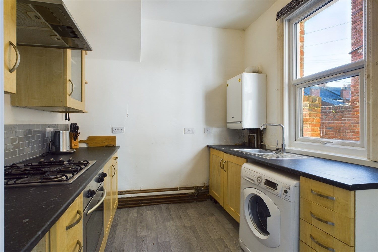 Flat Warton Terrace in Newcastle upon Tyne